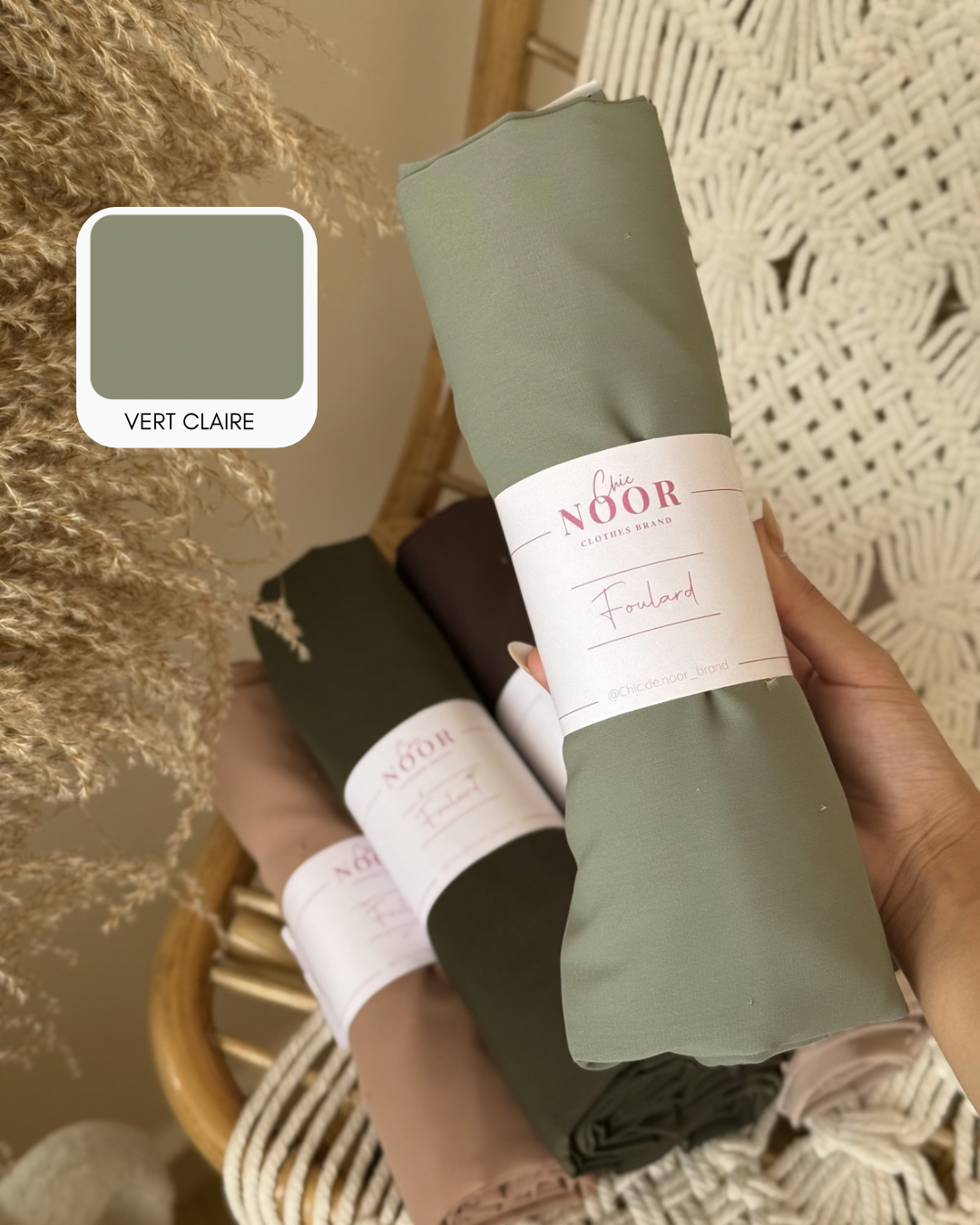 Beige_and_Black_Minimalist_Hijab_Fashion_Instagram_Post_-_4.png